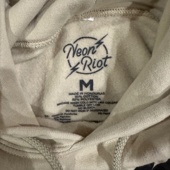 NASA sweatshirt - Picture 3 of 3